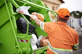 Best Appliance Removal  in Country Clu, MO